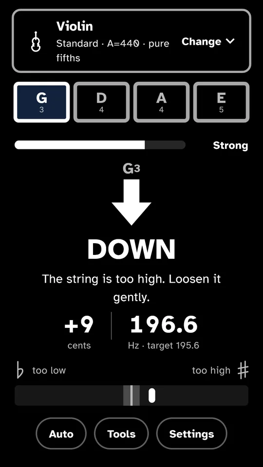 High-contrast mode: a violin in pure fifths, “DOWN”, +9 cents.